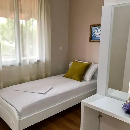 Joy 2* Sarandë